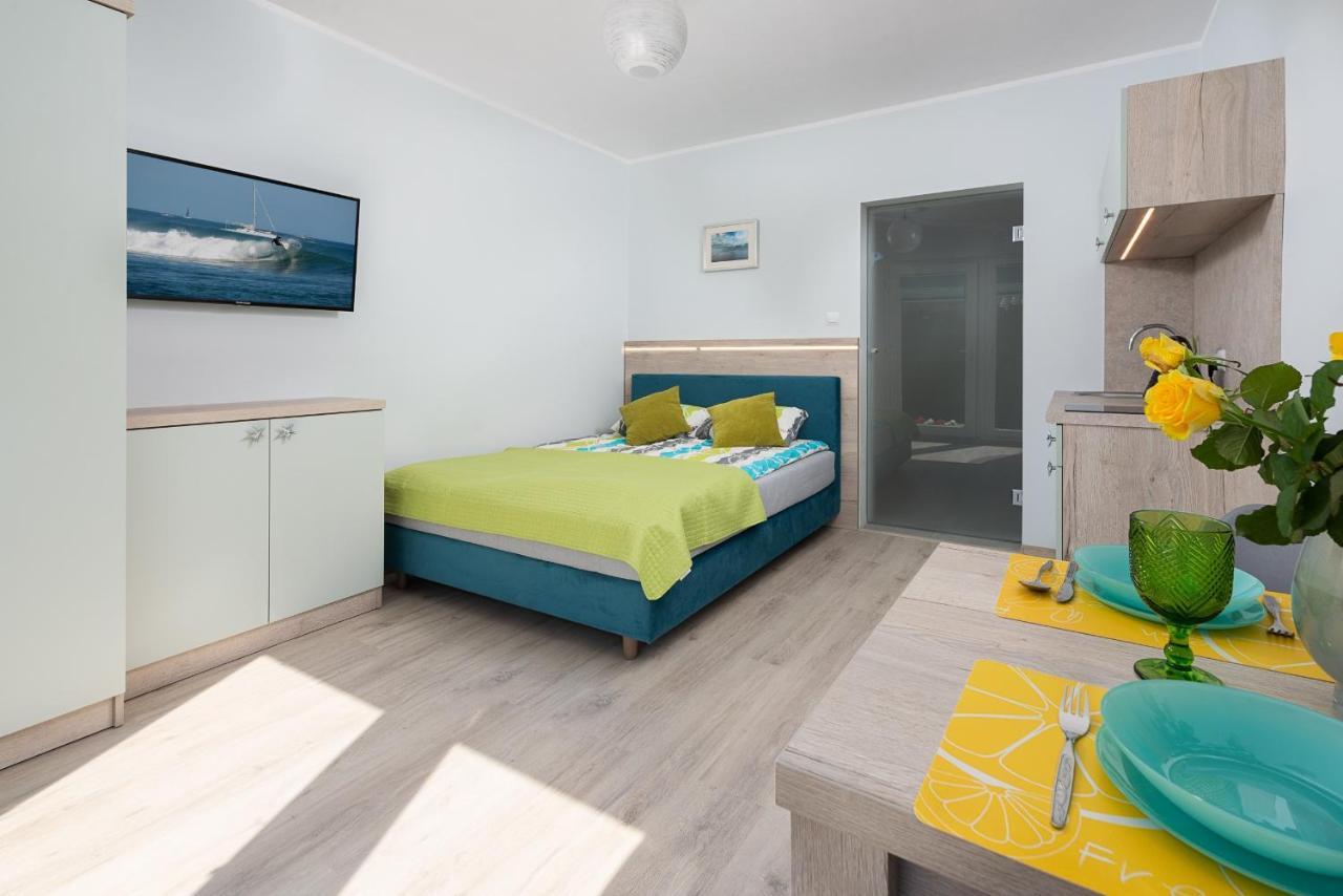 Roza Baltyku - Apartamenty I Pokoje A Dębki Extérieur photo