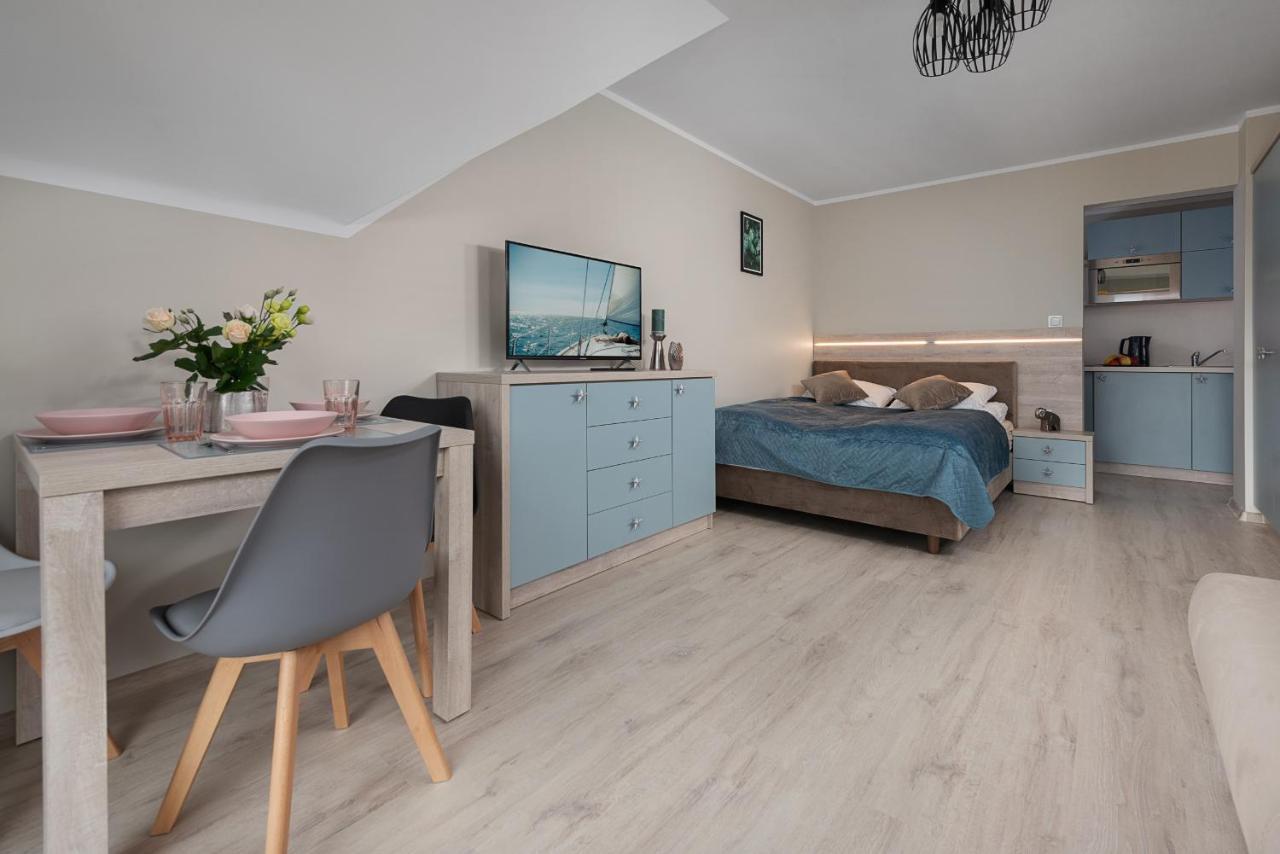 Roza Baltyku - Apartamenty I Pokoje A Dębki Extérieur photo