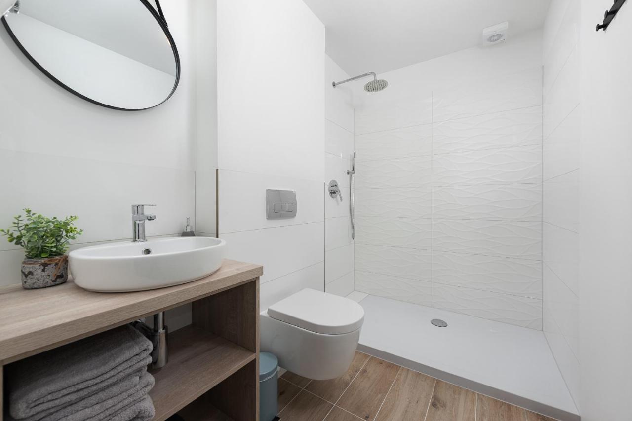 Roza Baltyku - Apartamenty I Pokoje A Dębki Extérieur photo