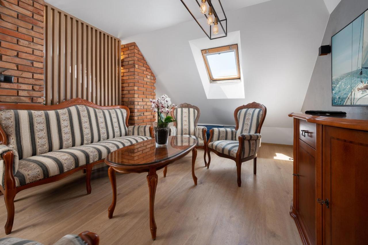 Roza Baltyku - Apartamenty I Pokoje A Dębki Extérieur photo