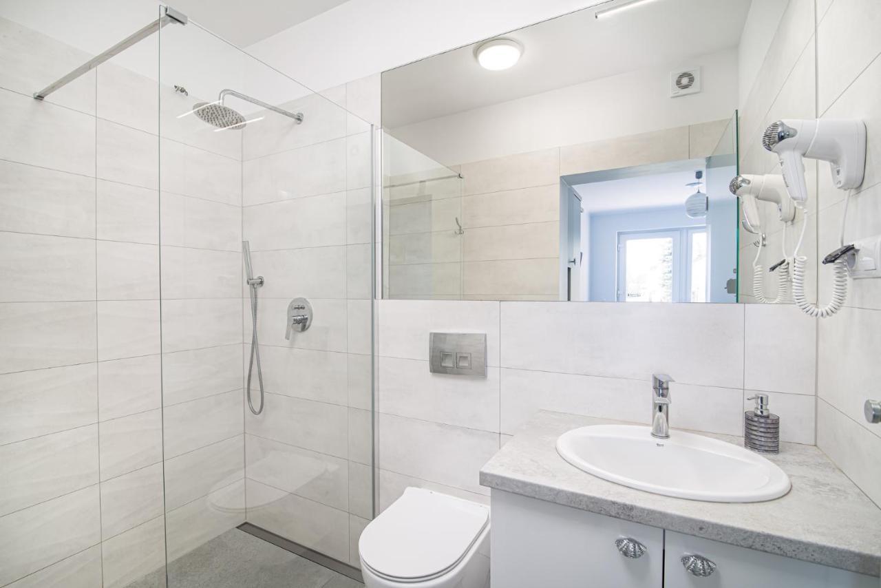 Roza Baltyku - Apartamenty I Pokoje A Dębki Extérieur photo