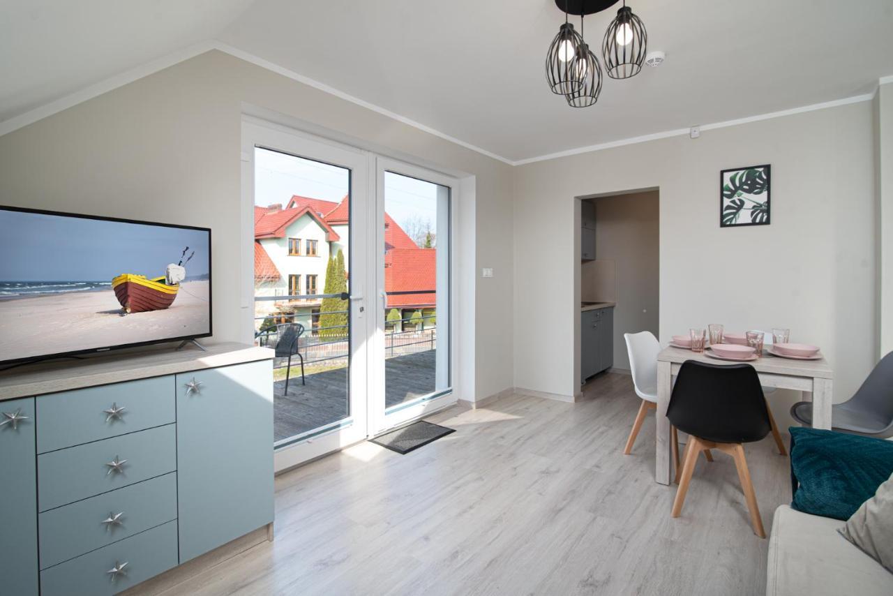 Roza Baltyku - Apartamenty I Pokoje A Dębki Extérieur photo