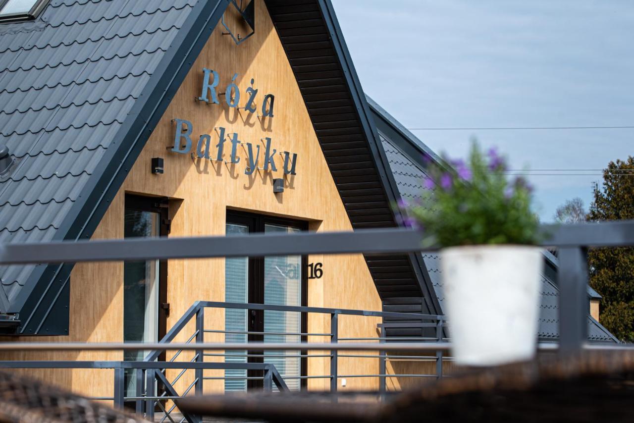 Roza Baltyku - Apartamenty I Pokoje A Dębki Extérieur photo