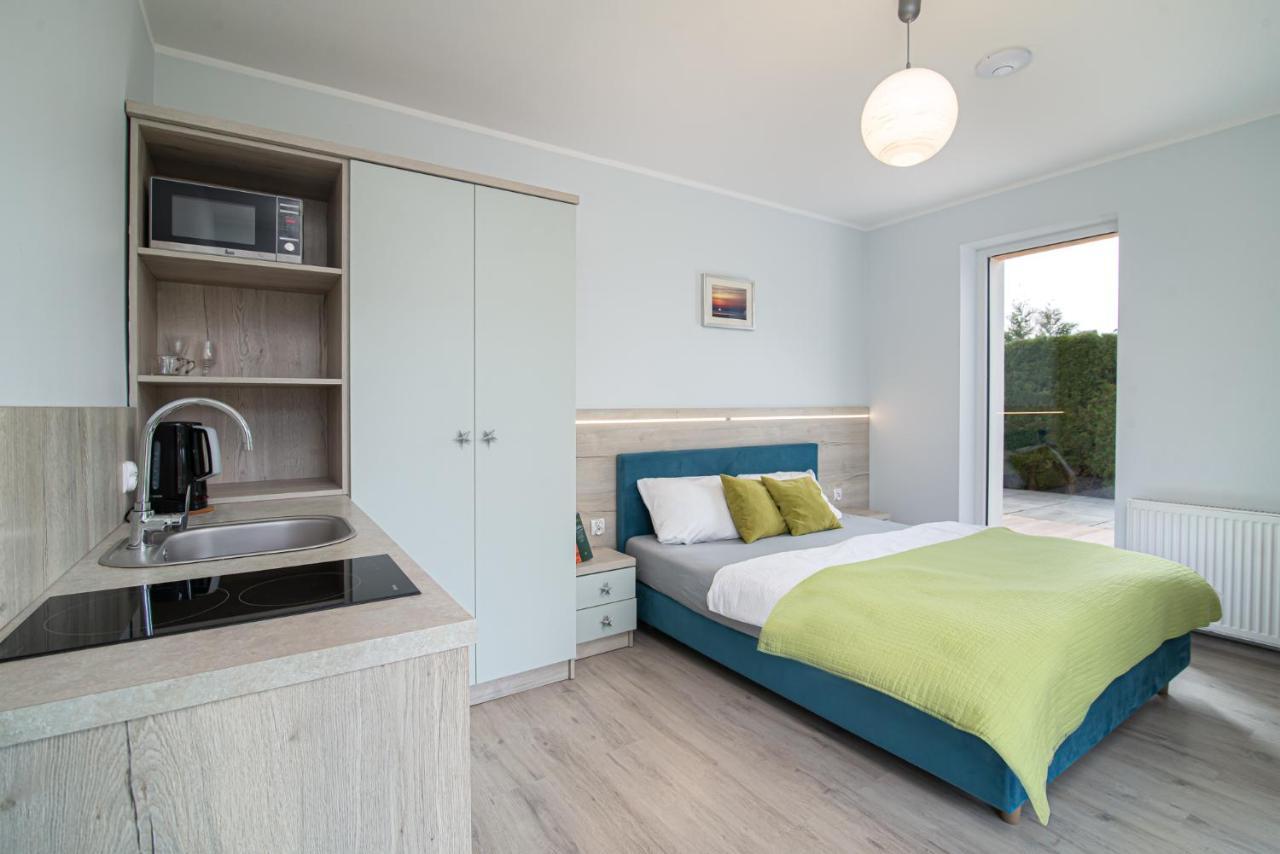 Roza Baltyku - Apartamenty I Pokoje A Dębki Extérieur photo